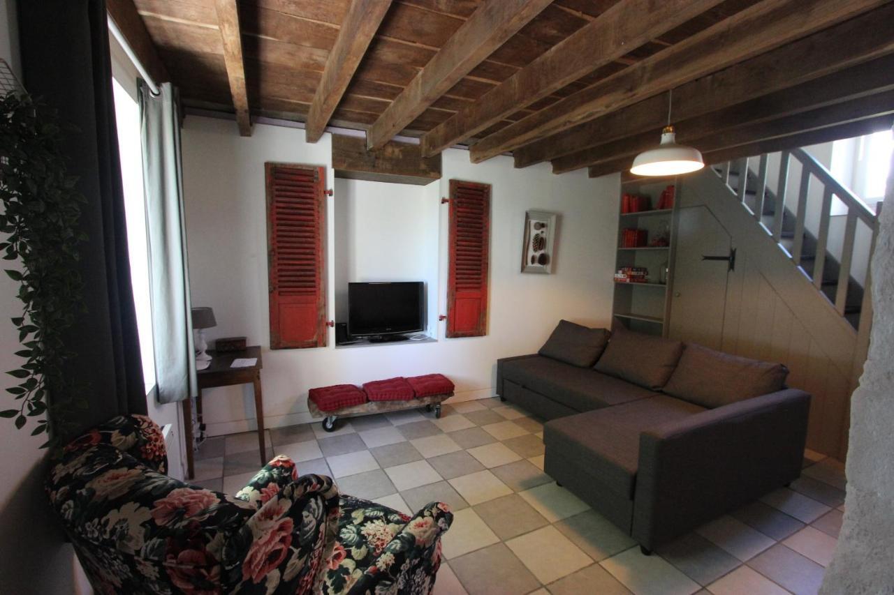 Lava Lodge Espinasse Bagian luar foto